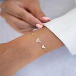 دستبند سه قلب مینیمال طلا