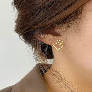 گوشواره هندسی طلا